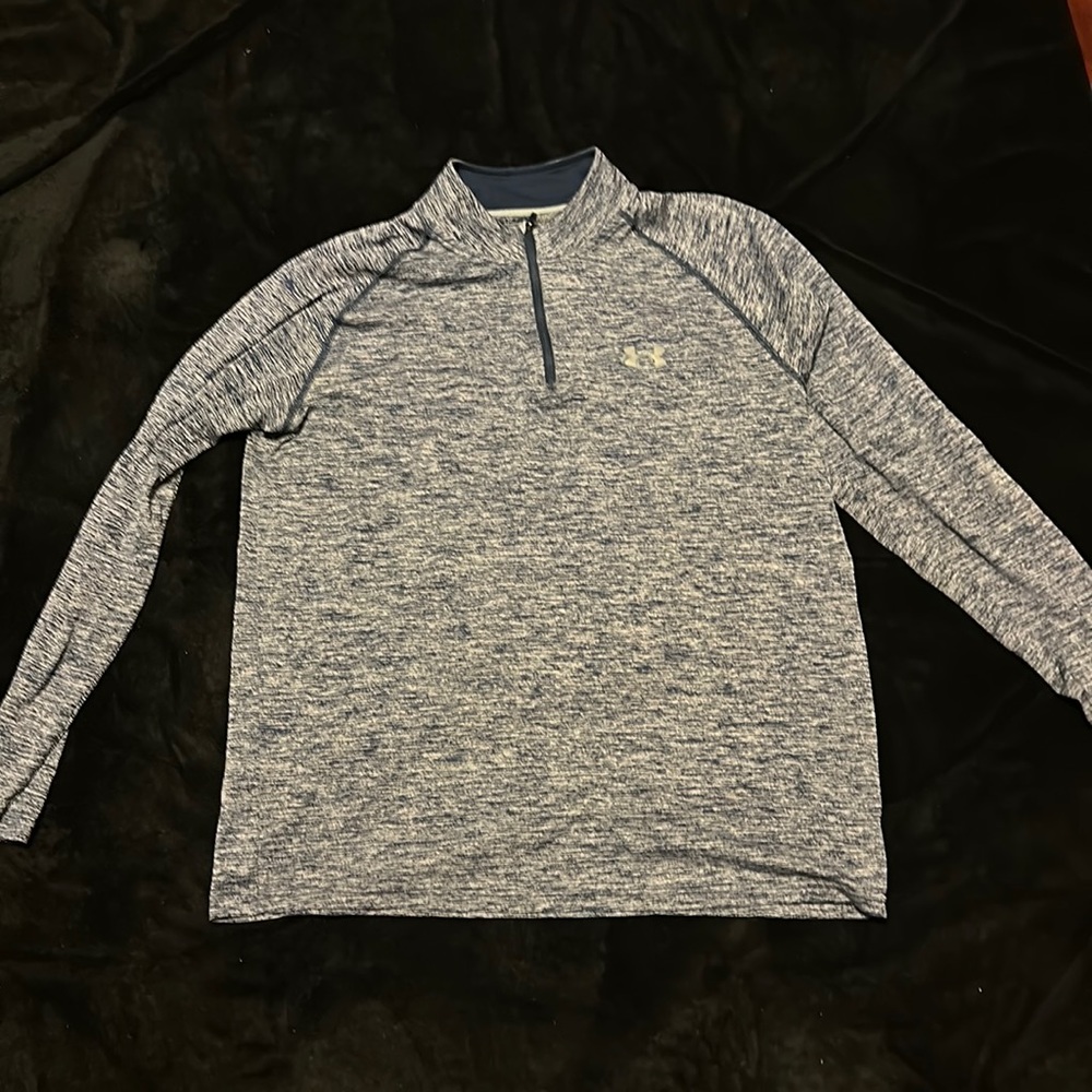 Under Armor Heat Gear L Long sleeve loose lightweight